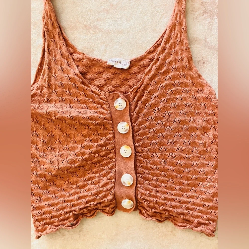 Hem & Thread Rust Crochet Button-Front Tank - Picture 2 of 3
